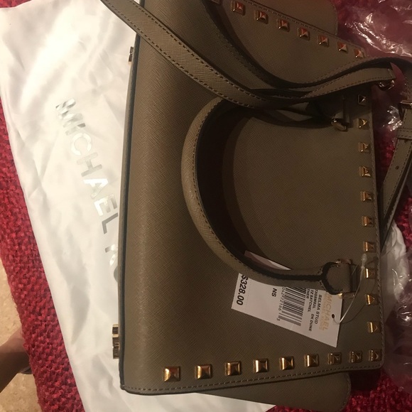 Michael Kors satchel - Picture 2 of 8